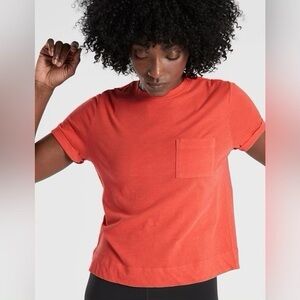 Athleta Medium Orange Mineral Wash Daily Pocket Cropped Pullover Crewneck Tee